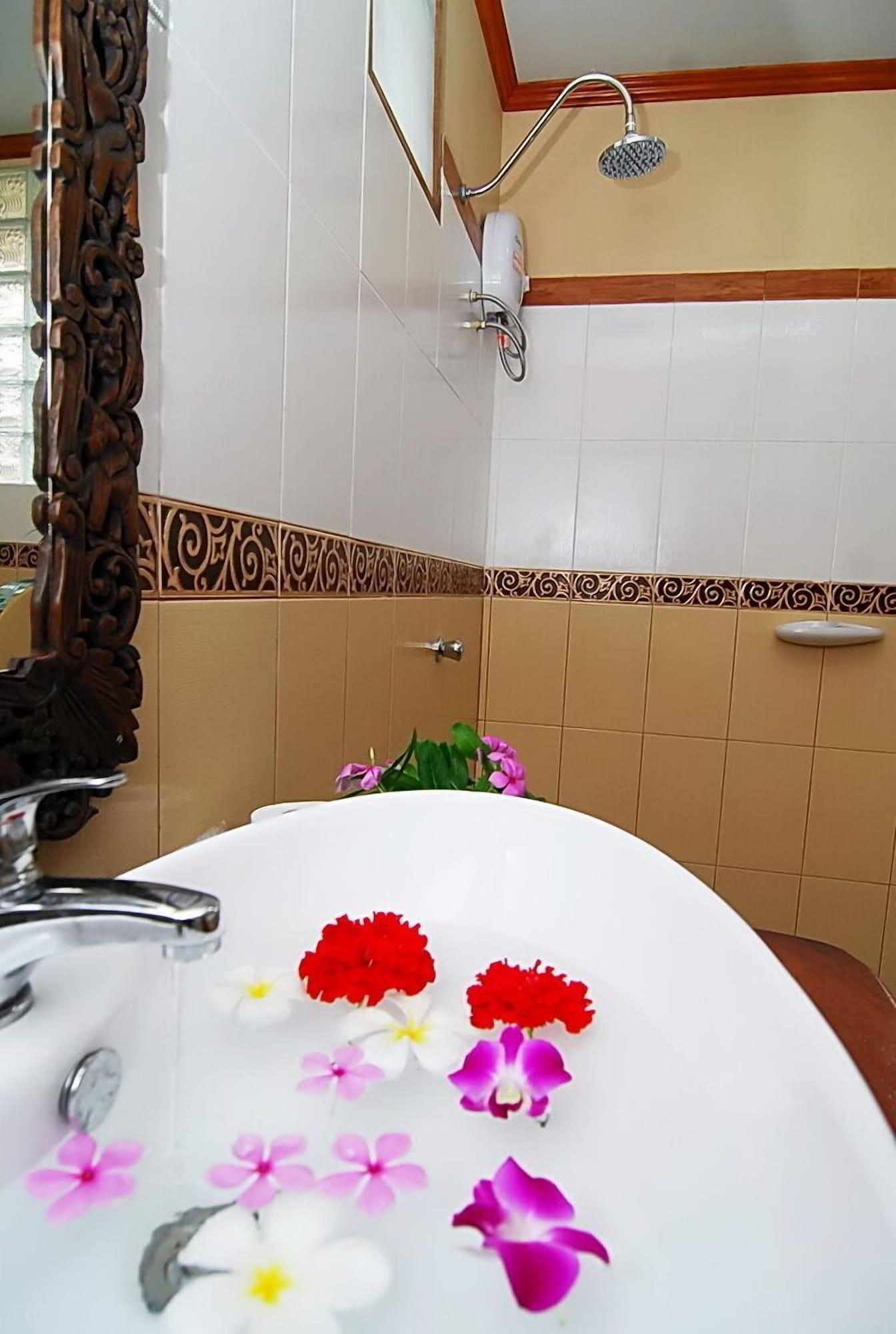 Lanta Il Mare Beach Resort Koh Lanta Exterior foto