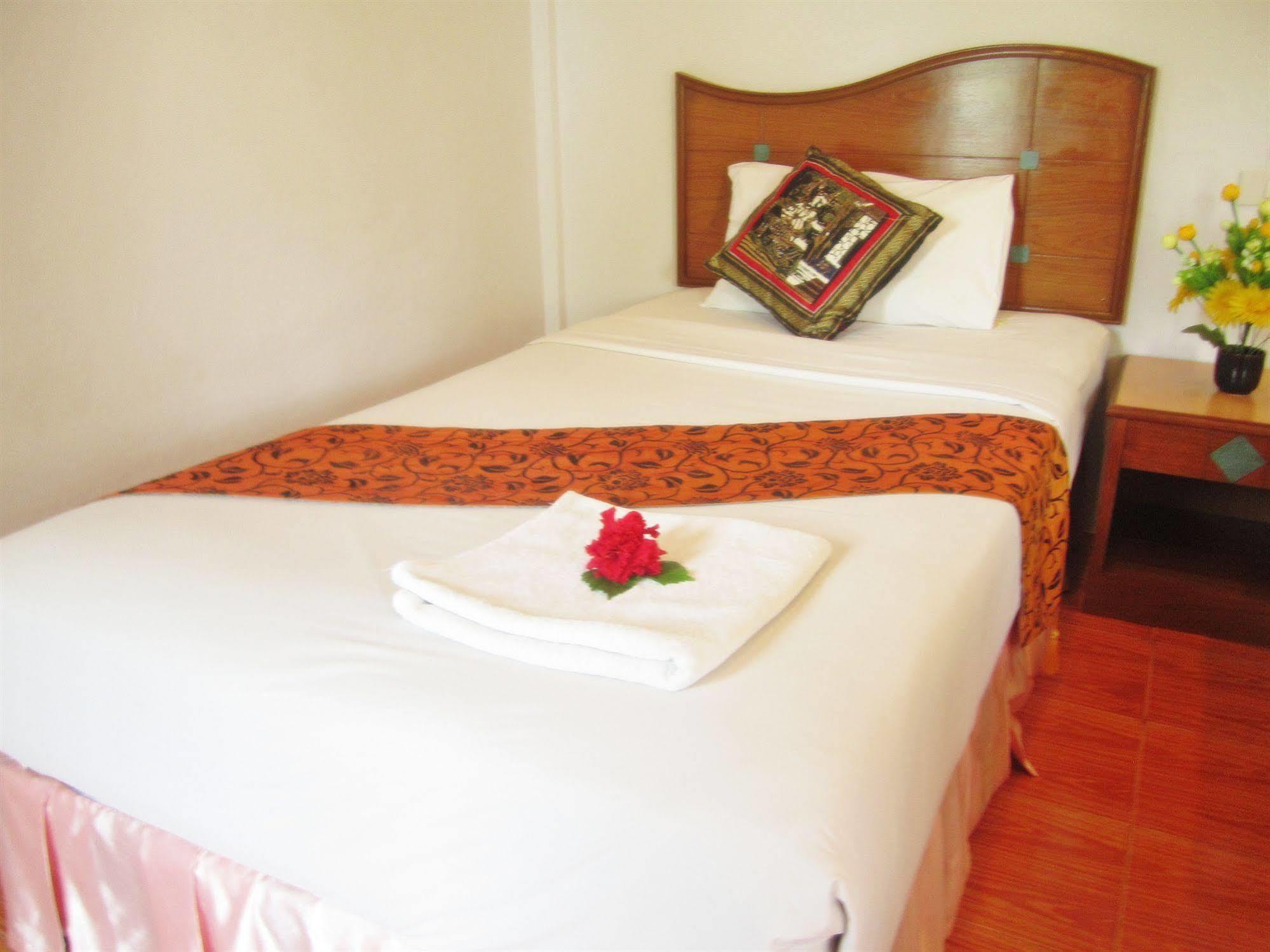 Lanta Il Mare Beach Resort Koh Lanta Exterior foto