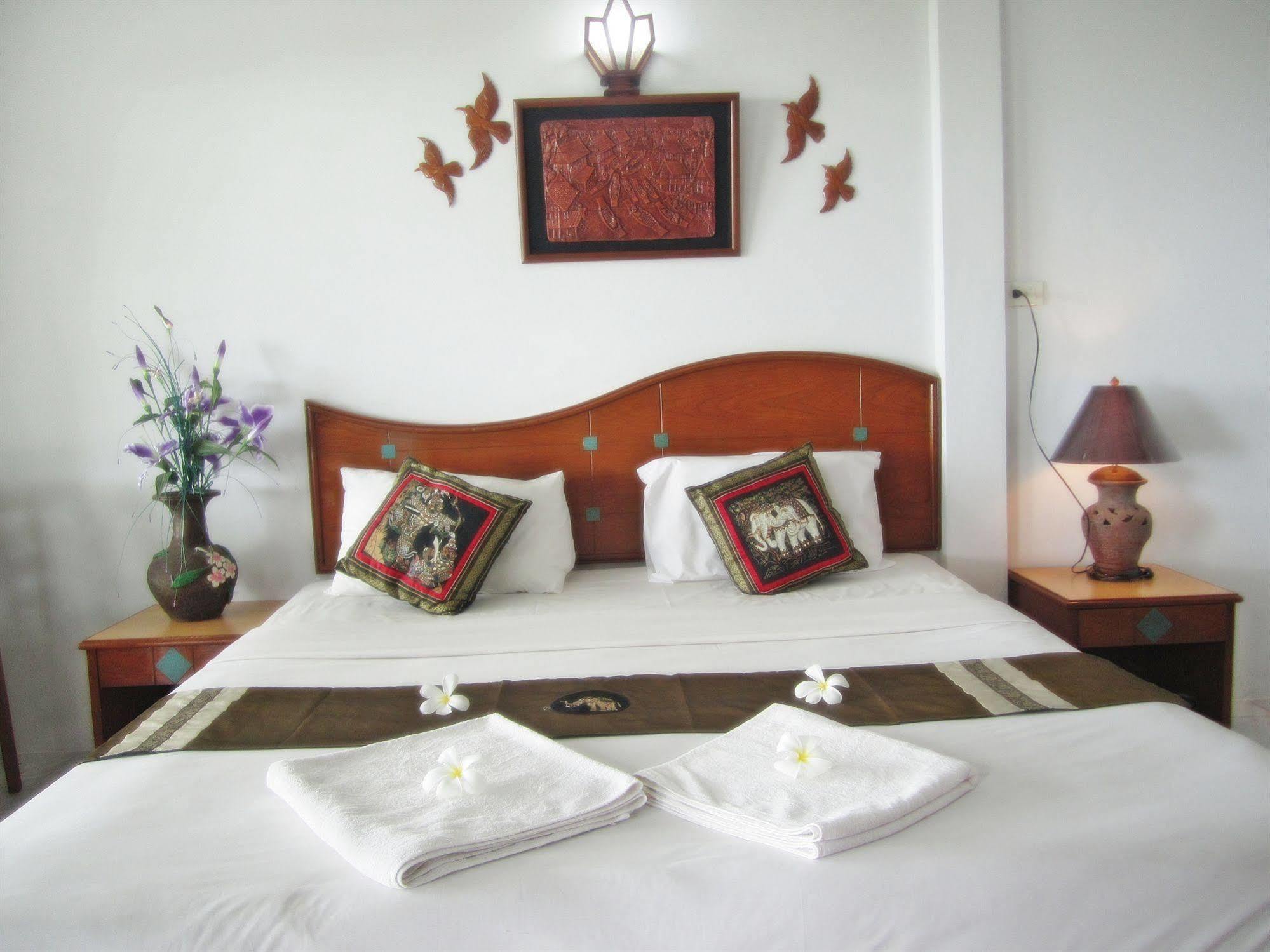 Lanta Il Mare Beach Resort Koh Lanta Exterior foto