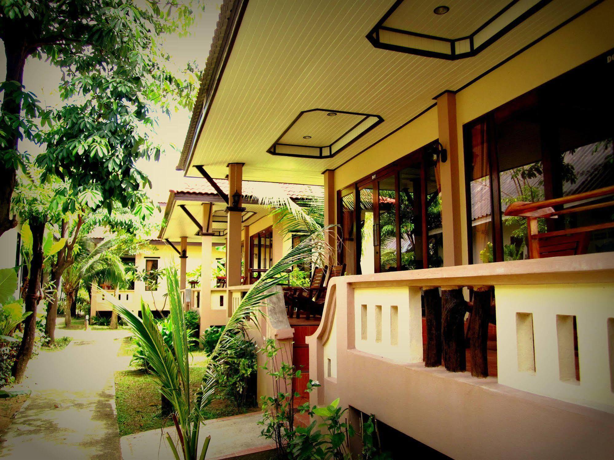 Lanta Il Mare Beach Resort Koh Lanta Exterior foto